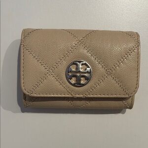 Tory Burch Willa Ivory Quilted Leather Card Case